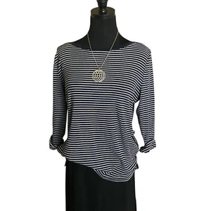 T-shirt weekend elasticizzata Talbots a righe blu navy con accenti a scatto sui lati taglia large - Foto 1 di 12