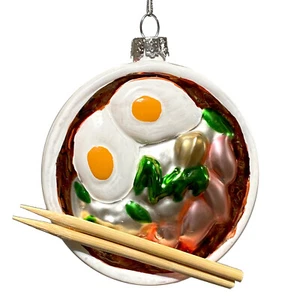 CUENCO Y PALILLOS DE FIDEOS RAMEN | Adorno de vidrio de Navidad comida asiática NUEVO - Imagen 1 de 6