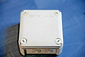 OBO Abzweigkasten IP 66 - 114x114x57mm - Picture 1 of 3