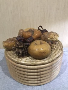 Vintage Hand Made Wicker And Wood Ornament Bread Basket 26x19cm - Picture 1 of 24