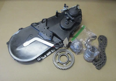 Maleta trasera Ski Doo 2020 REV Renegade 900 ACE Turbo Grand Touring 20 21 Foto 1 de 2