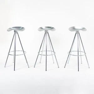 2000s Knoll and AMAT-3 Jamaica Bar Stool designed by Pepe Cortes 10x Available - Picture 1 of 11