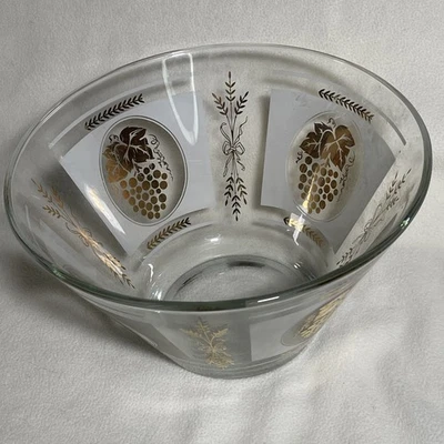 Vintage MCM Hazel Atlas Gold Grapes & Wheat Chip Serving Bowl White Panel - image 1 of 4