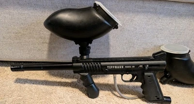 Pistola de paintball Tippmann 98 personalizada con dos aros Foto 1 de 4