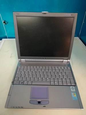 Sony VAIO PCG-621M Laptop mit Intel Pentium M- als Ersatzteilspender (V2 1124) - Bild 1 von 4