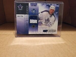 2002-03 Pacific Vanguard #44 Gary Roberts RELIC 2 color jersey Maple Leafs