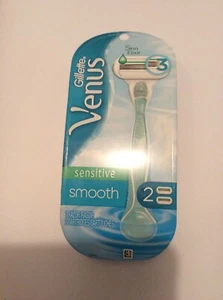 Gillette Venus Sensitive Smooth 1 Razor 2 Cartridges  - Picture 1 of 6