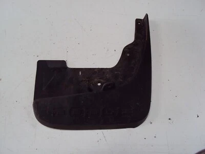 Aba de lama DODGE TRAVEL 2.0 CRD dianteiro direito O/S 2008 - 2011 - Imagem 1 de 4