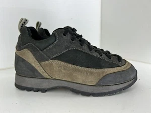Garmont All Leather Hiking Shoe Low Mens 6 - Picture 1 of 10