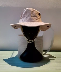 Tilley - The Iconic T1 Pink Bucket Hat Size 7 Hiking EUC - Picture 1 of 7