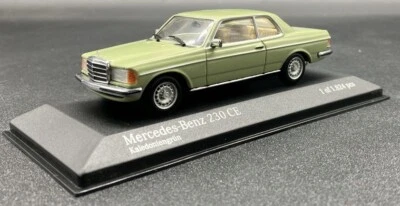 Minichamps 1/43 Mercedes Benz 230 CE 1977 Green 430032214 - Image 1 of 4