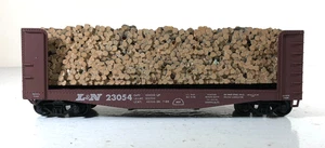 Unbranded L&N 23054 Flat Car Wagon With Log Load HO Scale Model Railway - Picture 1 of 4