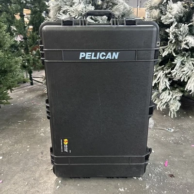Pelican 1650 Protector Case with Foam - Black - Image 1 of 3