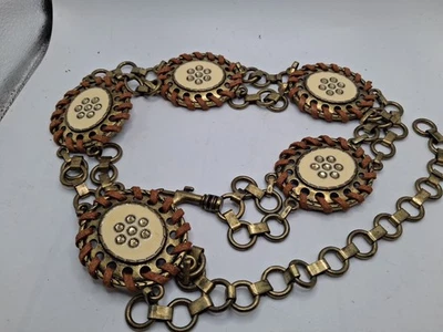 "Cinturón Boho Mod de Colección Años 70 Corbatas Marrón Esmalte Imitación Diamante Aproximadamente 38"" Estilo Hippie" Foto 1 de 4