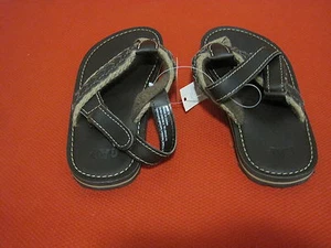 GAP Baby Boy Brown Faux Leather Braid Strap Slippery Resist Slip-on Sandals Sz 9 - Picture 1 of 4