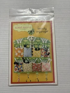 Hanging Beauty Organizer Sewing Pattern Sweet Seams Uncut - Picture 1 of 2