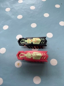 2 x Glow in the Dark Hexbug bugs - Picture 1 of 2