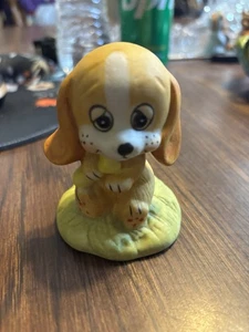 Vintage FLAMBRO Porcelain Figurine Dog Puppy With His Bone - Picture 1 of 4