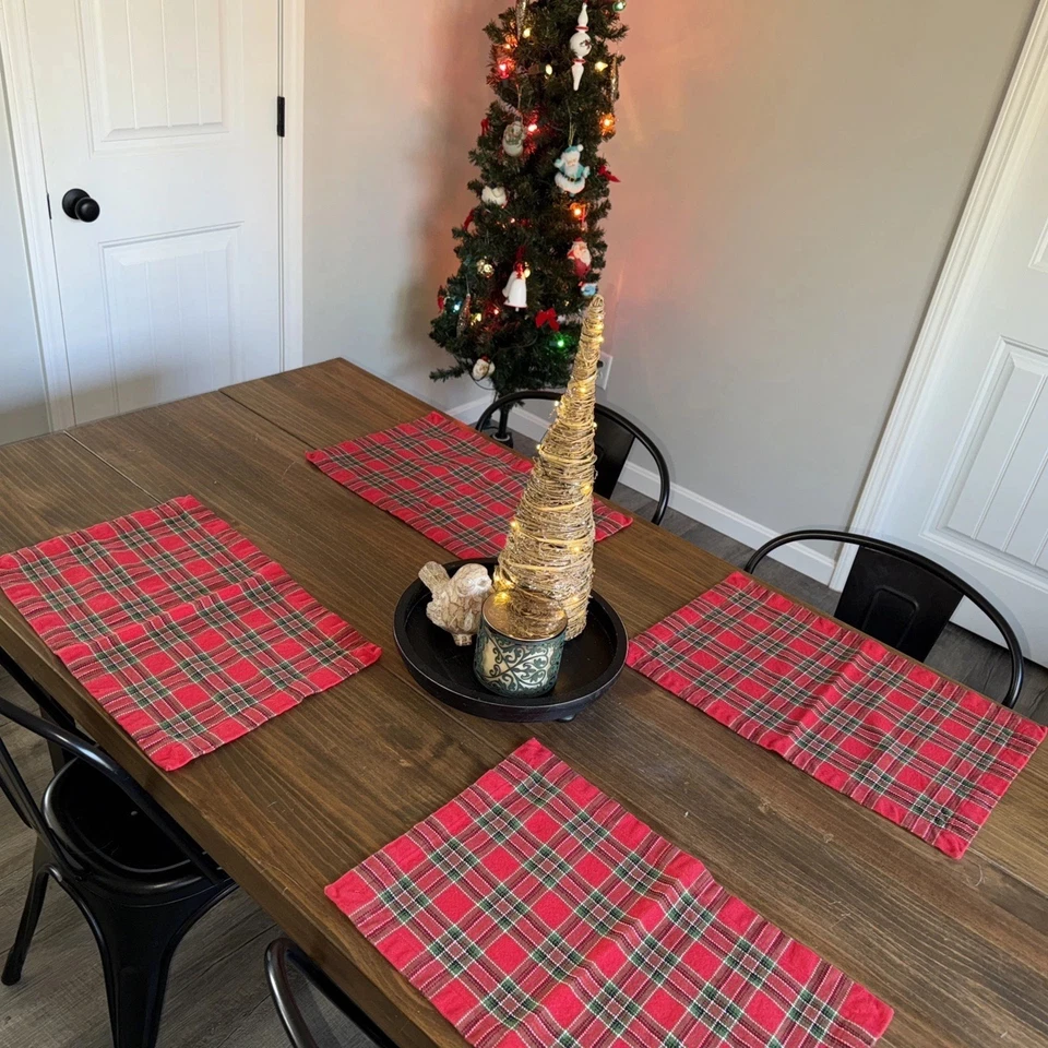 Juego de 4 manteles a cuadros tartán Pier 1 Imports Stewart Navidad Invierno Vacaciones Foto 1 de 4