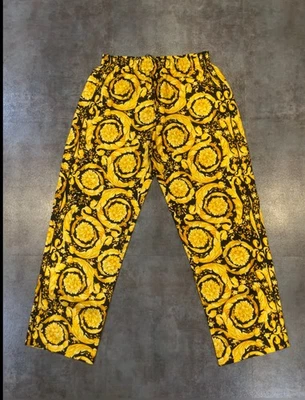 Pantalones barrocos Versace amarillos de seda Greca Border para mujer talla mediana/talla 4/1325 $ Foto 1 de 4