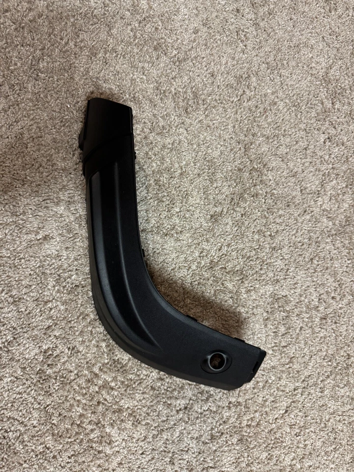 NUEVO OEM MINI F56 F57 PARACHOQUES TRASERO JCW LABIO INFERIOR NEGRO DERECHO 51-62-7-382-180 Foto 1 de 1