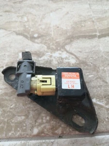 Toyota Prius 2005/Crash Impact Sensor/8917447040/2521000160 - Picture 1 of 3