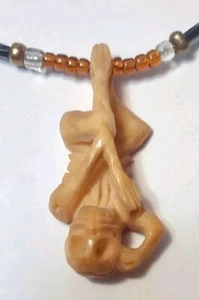 ÚNICO Collar Colgante Esqueleto Hueso Cuentas a Mano 20" Nuevo - Imagen 1 de 3