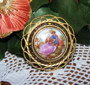 Limoges Fragonard Porcelain Brooch - Picture 1 of 6