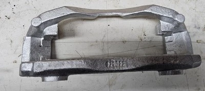  Держатель суппорта переднего тормоза Mercedes-Benz Vito W447   - Изображение 1 из 3