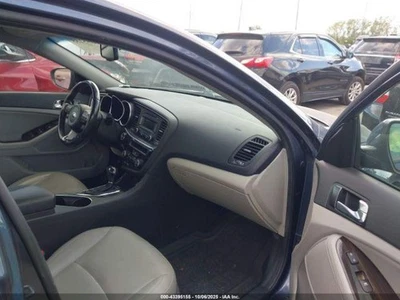 Used Right Tail Light Assembly fits: 2015 Kia Optima US built incandescent quart - Image 1 of 4