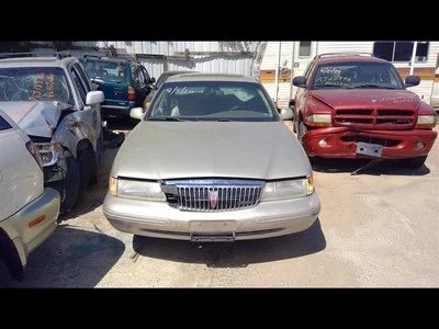 Passenger Lower Control Arm Front Fits 95-02 LINCOLN CONTINENTAL 703522 - Image 1 of 4