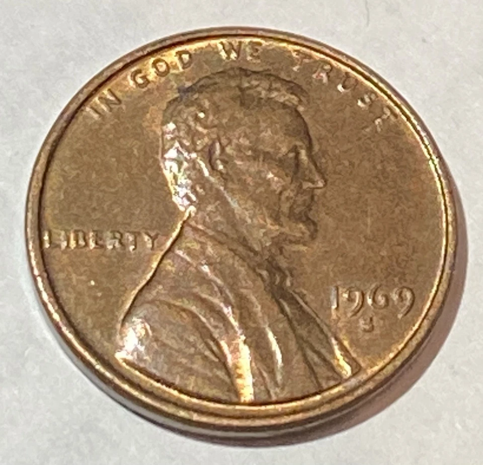 1969-S Lincoln Cent, No FG And Floating Roof Error Coin  - Image 1 of 2