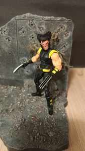 1:18 3.75 custom action Figure Wolverine Xmen X Men MARVEL UNIVERSE SCALE - Picture 1 of 5