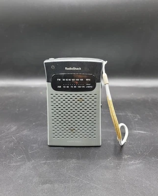 Vintage Radio Shack AM/FM Pocket Sized Radio Model #12-586 Working - Image 1 of 4