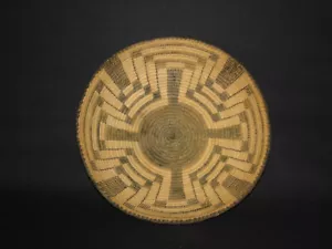 A fine Pima tray Basket, Native American Indian, Circa: 1915 - Picture 1 of 3