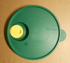 Tupperware 2649A verde oscuro Rock n Serve tapa de repuesto ventilada solo P52 - Imagen 1 de 4