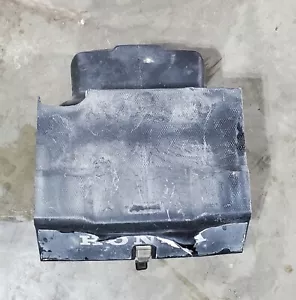 82-84 Honda ATC Big Red Trunk - Foto 1 di 5
