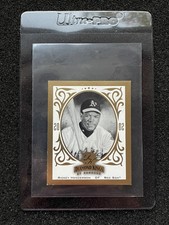 RICKEY HENDERSON #’d /1000 - 2002 Donruss Diamond Kings T204 Mini SP #RC-4 HOF