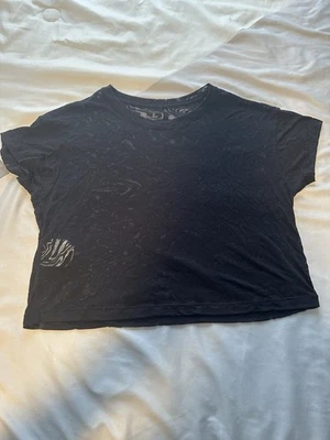 Camiseta corta Lululemon para mujer talla 4 negra animal a rayas camuflaje transparente camisa corta Foto 1 de 4