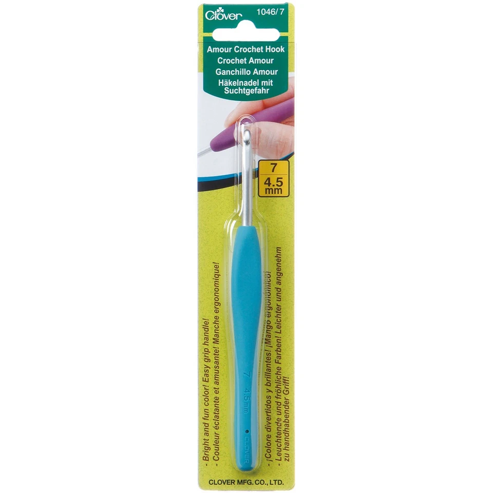 Clover 10467 Blue Amour Crochet Hook Size 7 4.5mm