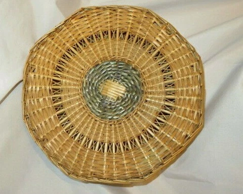Vintage octagon Woven Lidded Wicker Basket, pie holder, storage-13" Wide-Rare! Cover