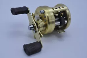 Carrete de baitcasting mango derecho Shimano Calcutta 50XT muy bueno - Imagen 1 de 11