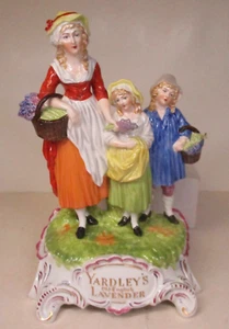 Große Dresdner Porzellan Werbefigur "Yardley's Old English Lavender" - Bild 1 von 8