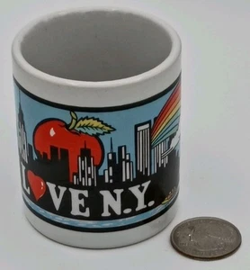 Vintage I Love New York Skyline, Freiheitsstatue, Regenbogen, Big Apple Espressotasse - Bild 1 von 12