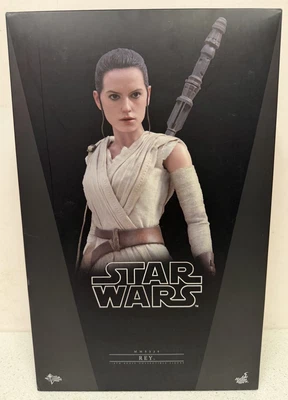 Figura de segunda mano Hot Toys MMS 336 Rey Star Wars The Force Awakens Foto 1 de 4