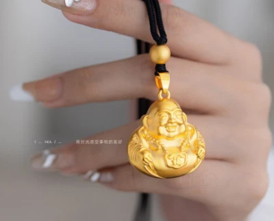 Colgante Buda GP moneda de la suerte de oro amarillo de 24 quilates para hombres y mujeres Foto 1 de 4