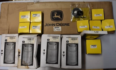 Kit de revisión de motor John Deere RE526995 (para 4039 y 4045) Foto 1 de 4