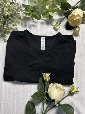 NWT$58 All it Takes Back Twist Rib Short Sleeve - BLK  - Size 8 - Image 1 of 4