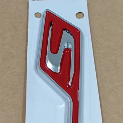 Sliver/Red Emblem Badge Letter for Mercedes-Benz C63 S AMG 4Matic W205 W206 Foto 1 de 4