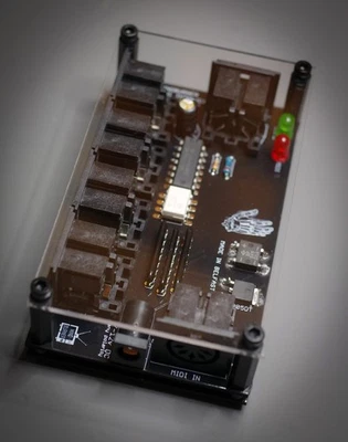 MINDBURNER MIDI 5 way MIDI Thru splitter - ANY POLARITY ideal for 9v Guitar PSU - Image 1 of 2